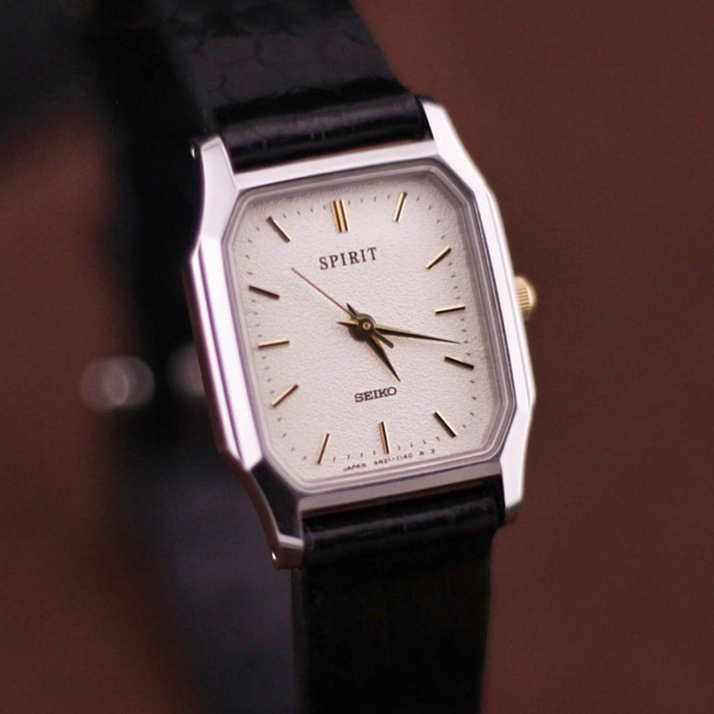Vtg 1992 Seiko Spirit 4N21-5180 Watch
[Excellent Condition] White Textured Dial